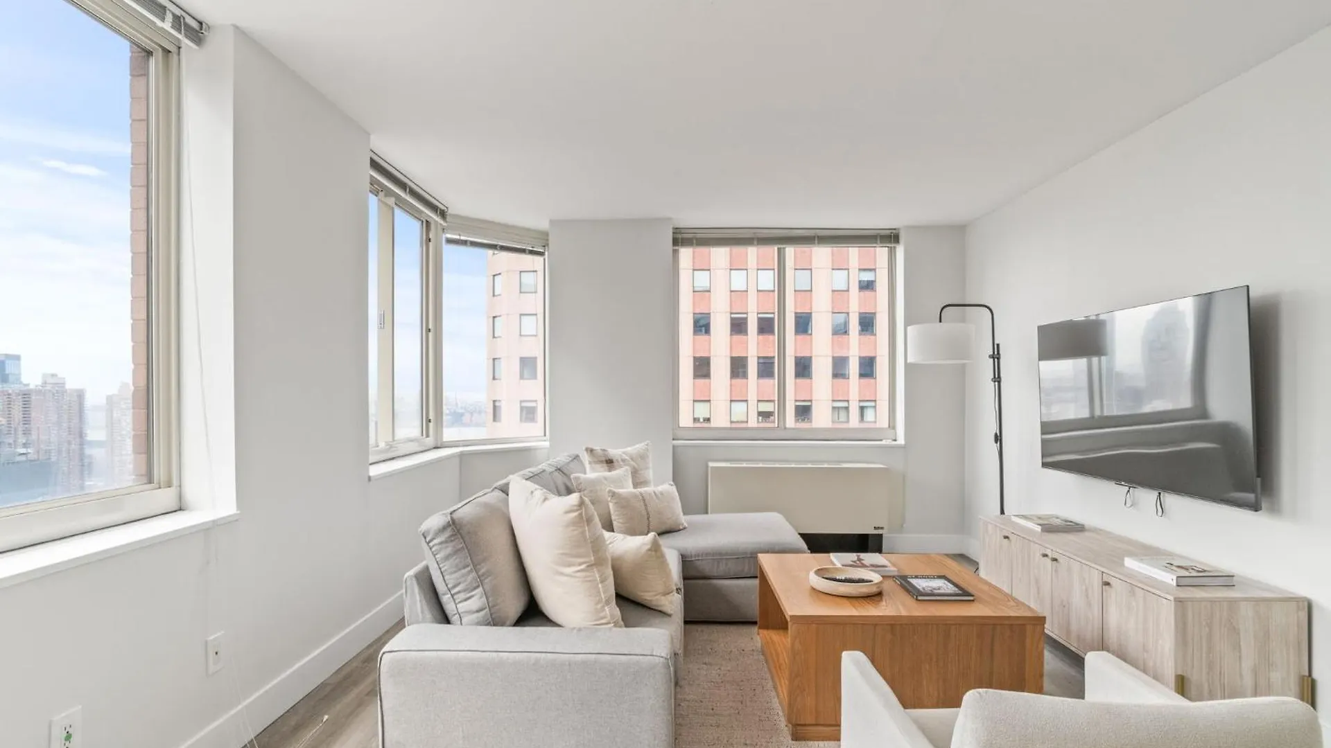 Elegant 2Bed 2Bath Apt New York